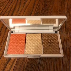 Makeup - PUR bronze and brighten palette Makeup - PUR bronze and brighten palette